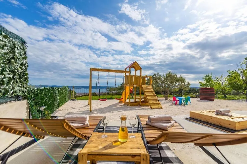 Villa Holiday Home Toni Kastel Stari