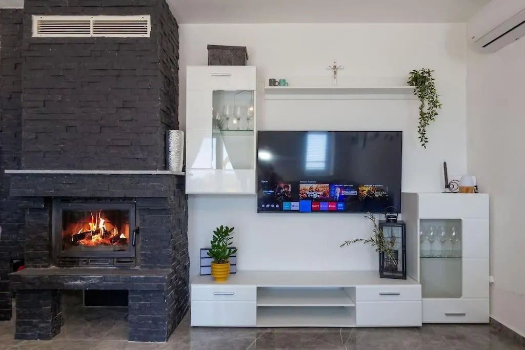 Holiday Home Toni Kastel Stari