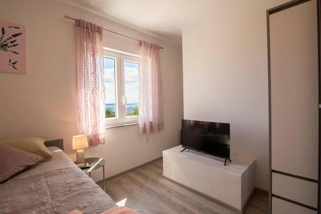Holiday Home Toni Kastel Stari 0*,