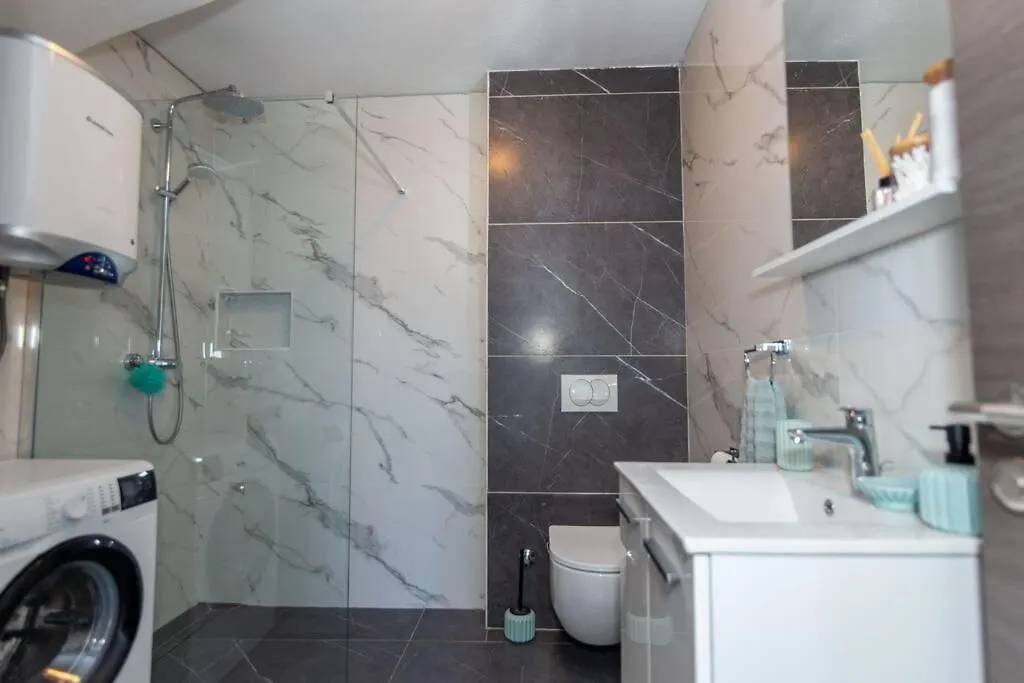 Holiday Home Toni Kastel Stari Croatia